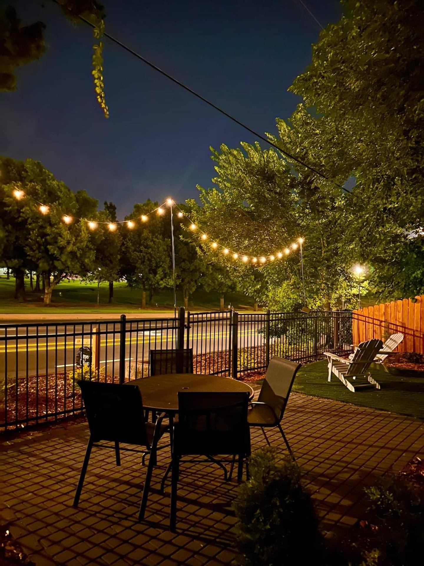 Campus Cottage Kng Bed! Walk To Uco And Downtown Edmond Esterno foto