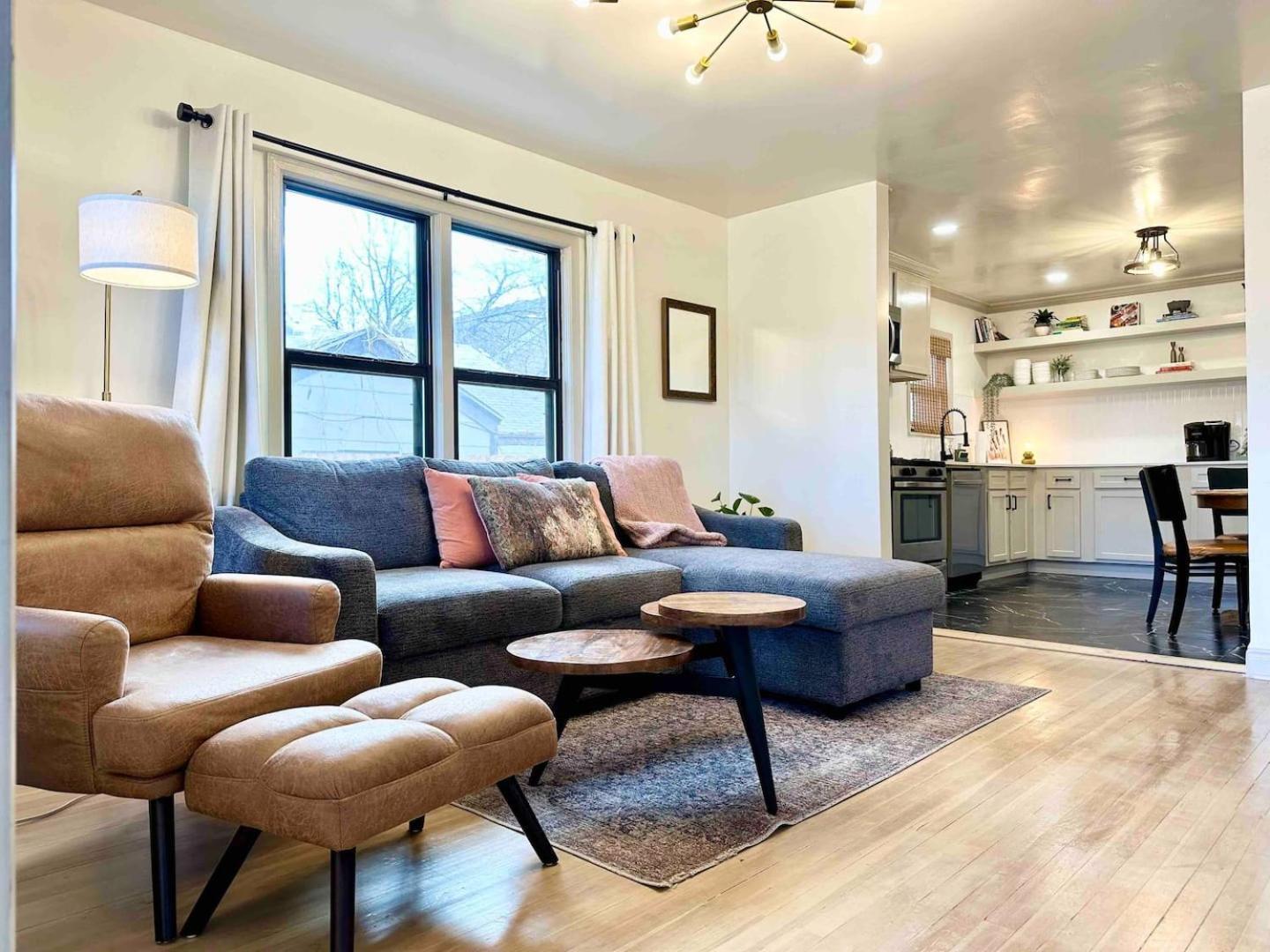 Campus Cottage Kng Bed! Walk To Uco And Downtown Edmond Esterno foto